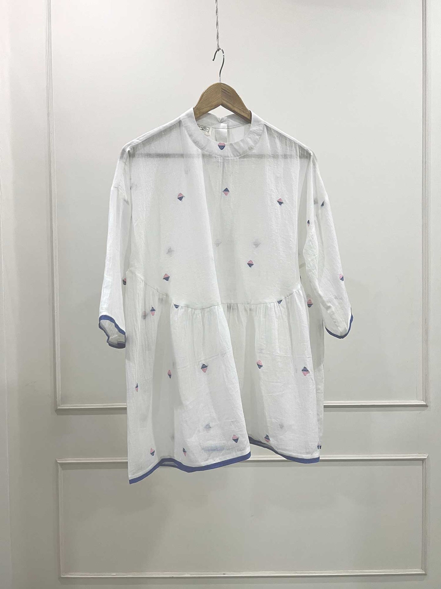 Relax Peplum White Top