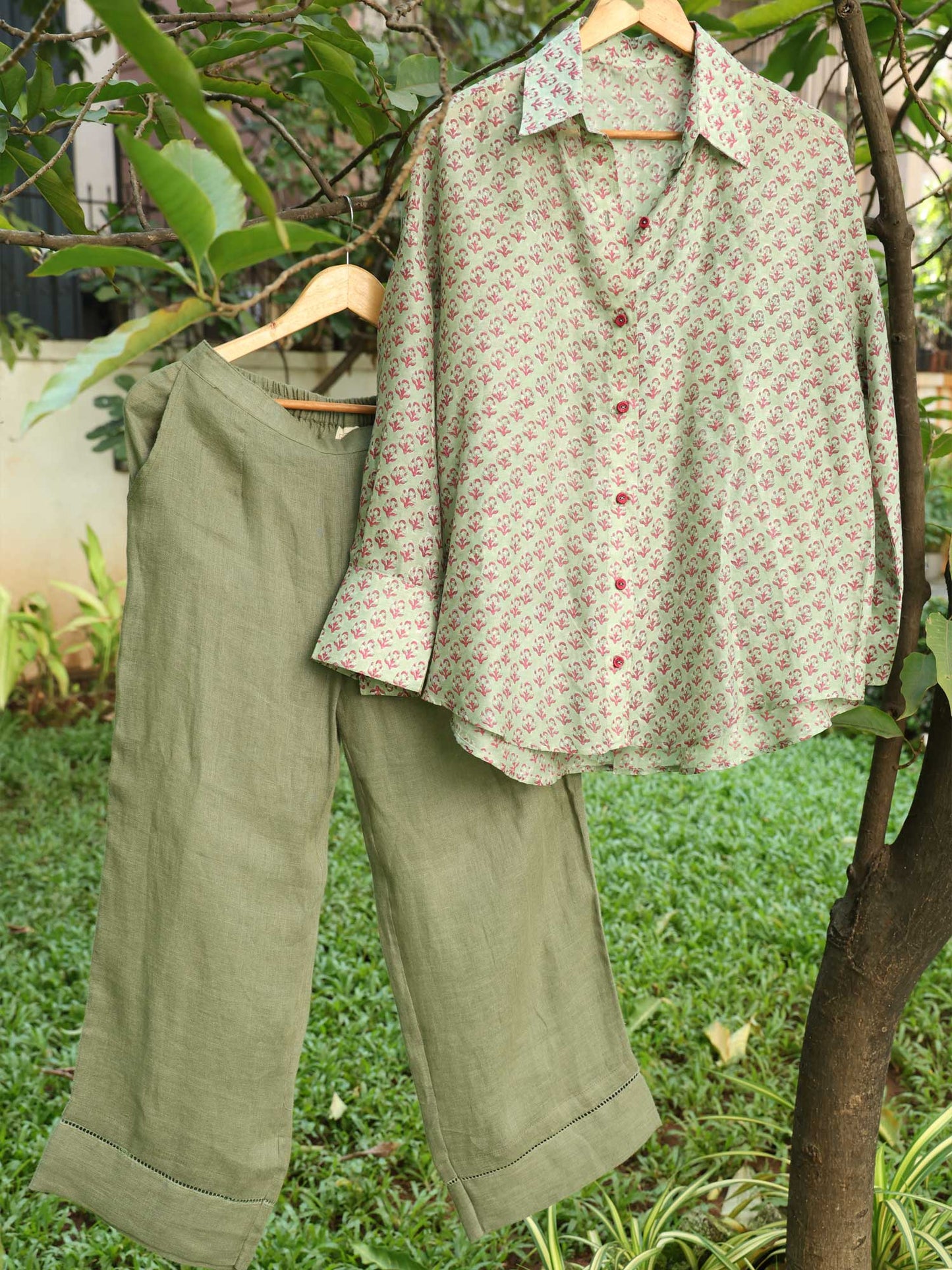 Bagharu Busshirt
